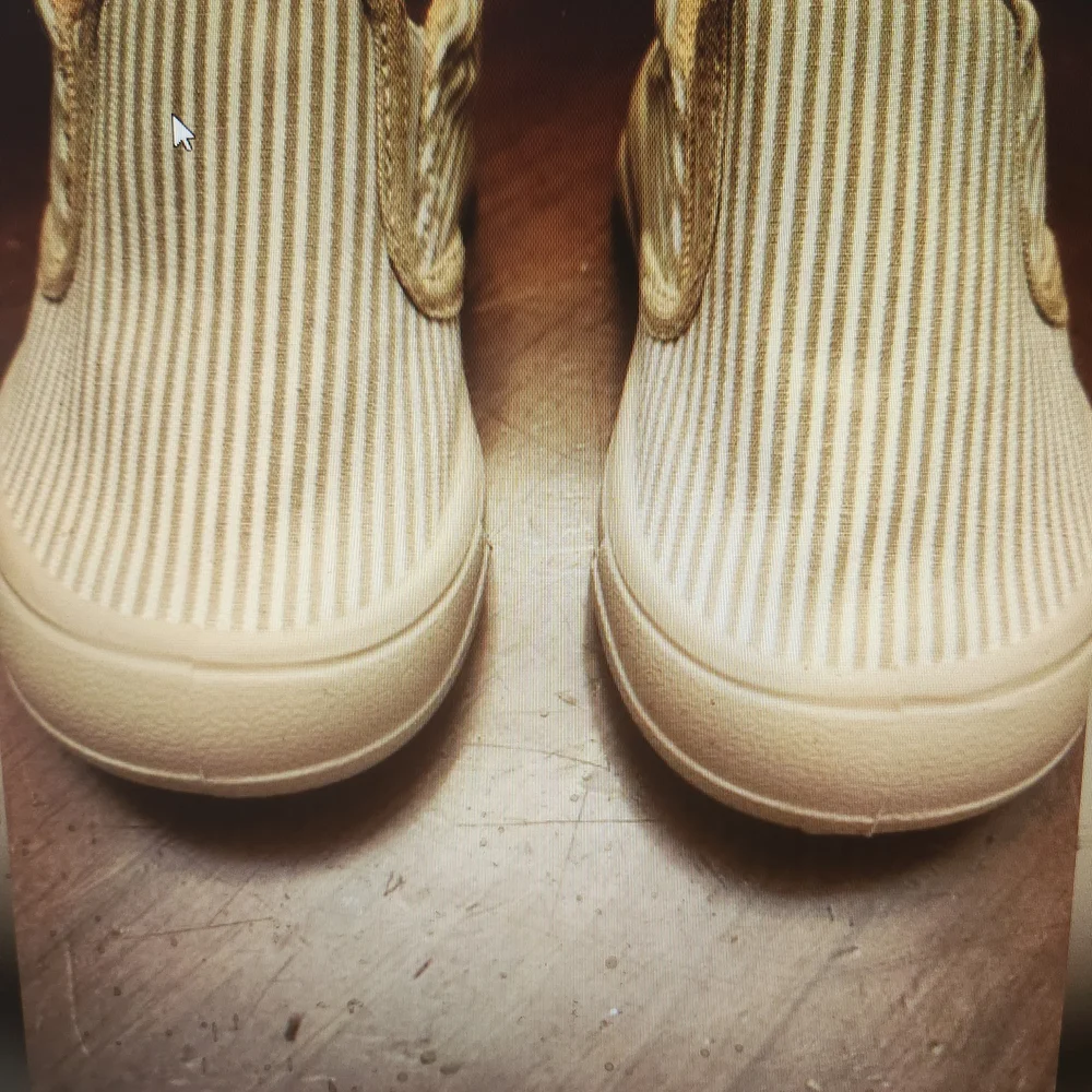 Toddler Sz 6.5 Beige And White Striped Preppy Loafers Boat Shoes